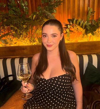Full leaked Amy clifford private photo