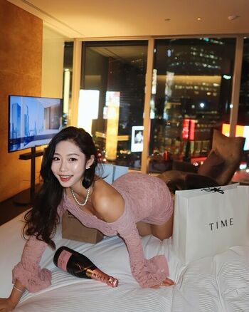 Full leaked Amy h page private photo