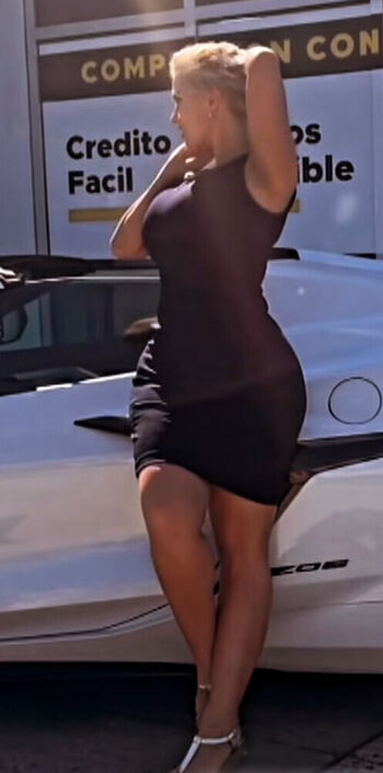 Full leaked Amy jackson private photo