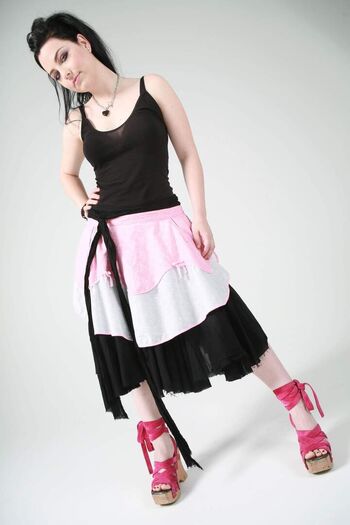 Full leaked Amy lee page private photo