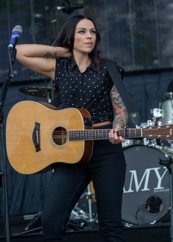 Full leaked Amy macdonald singer private photo