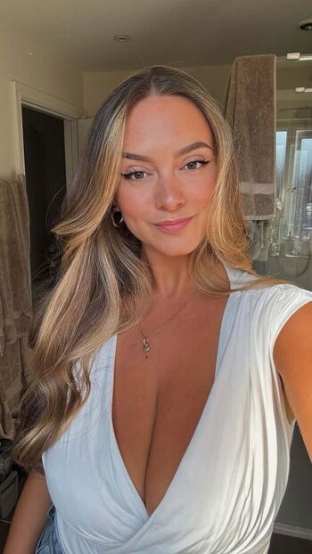 Full leaked Amy quesada getgood page private onlyfans photo