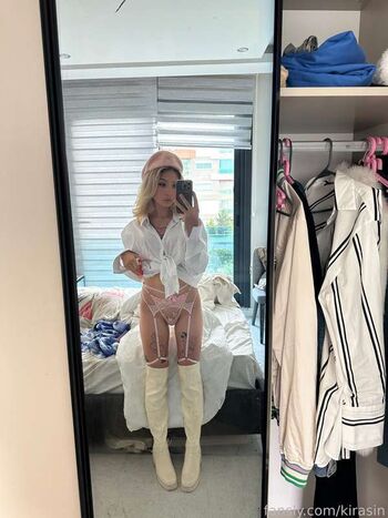 Full leaked Amy split private photo