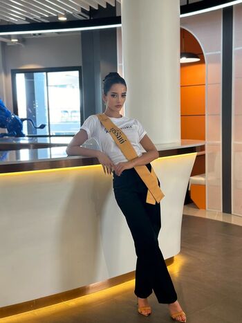 Full leaked Amy viranya berry page private onlyfans photo