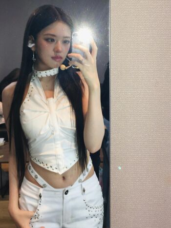 Full leaked An yujin page private onlyfans photo