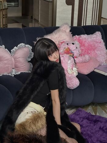 Full leaked An yujin page private onlyfans photo