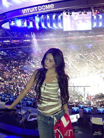 Full leaked An yujin page private onlyfans photo