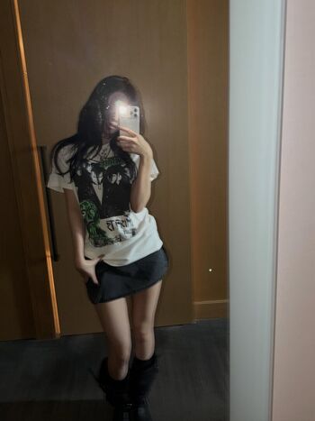 An Yujin 안유진 |