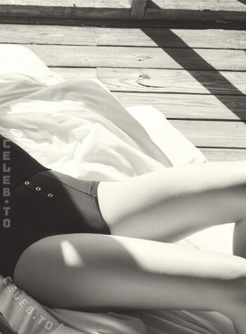 Full leaked Ana de armas private photo