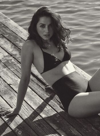 Full leaked Ana de armas private photo