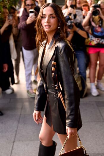 Full leaked Ana de armas private photo