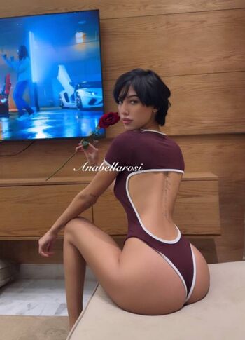 anabella_roz
