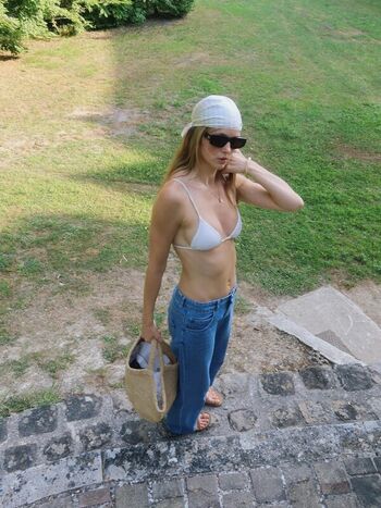 Full leaked Anais garnierbe private photo