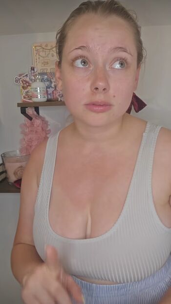 Full leaked Anais private photo
