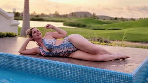 Full leaked Anaissalazar page private onlyfans photo