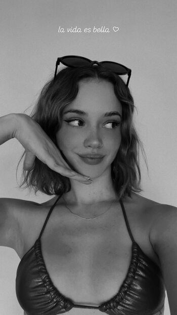 Full leaked Analiagrc private onlyfans photo