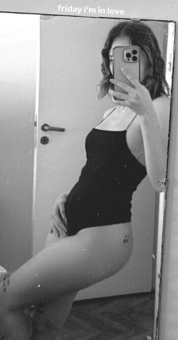 Full leaked Analiagrc private photo