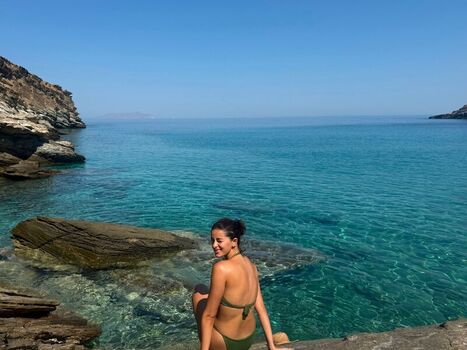 Full leaked Ananya pandey private photo
