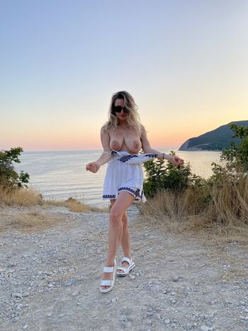 Full leaked Anastasia green private onlyfans photo