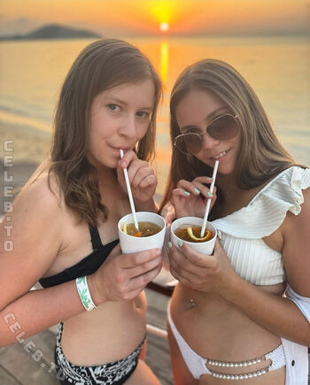 Anastasia_rose_official