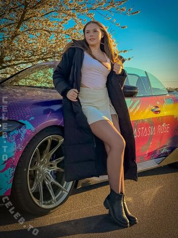 Anastasia_rose_official