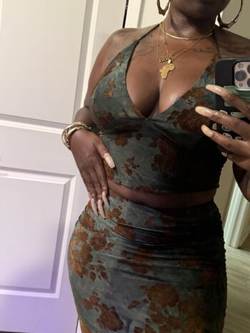 Full leaked Andallthatjass private photo