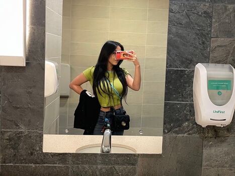 Full leaked Andiipoops private onlyfans photo