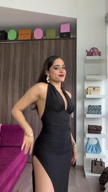 Full leaked Andrea mextli page private photo