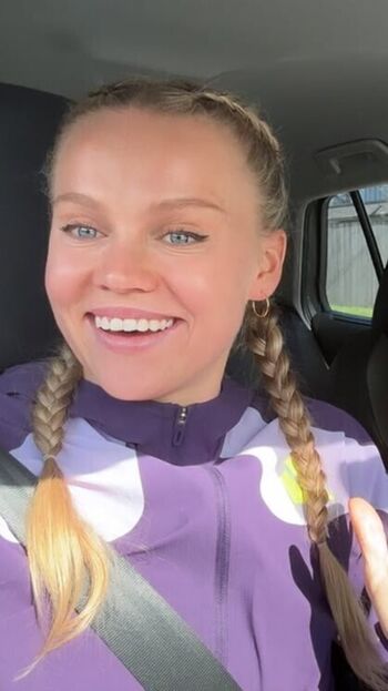 Full leaked Andrea rooth private photo