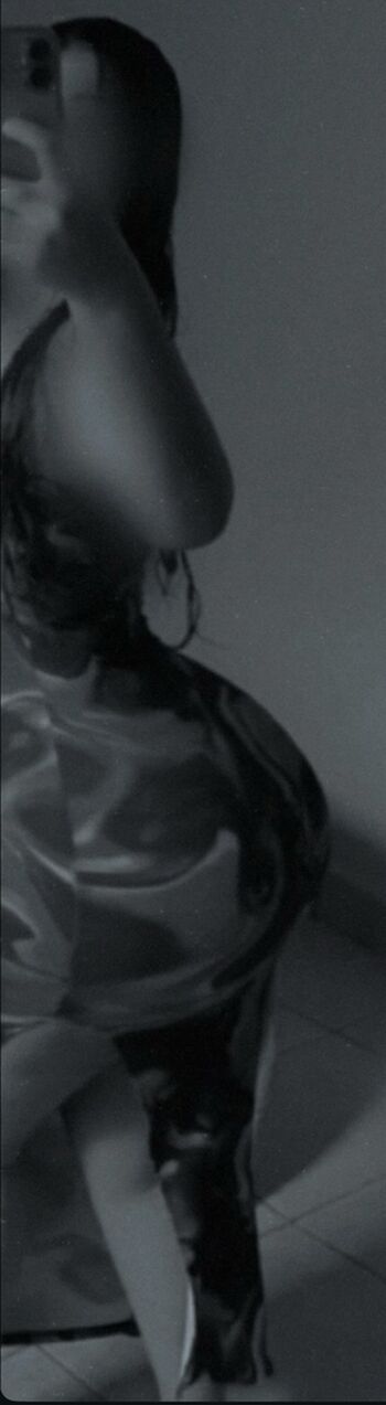 Full leaked Andreitawwq private onlyfans photo