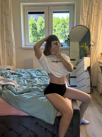 Full leaked Aneczkaa private photo