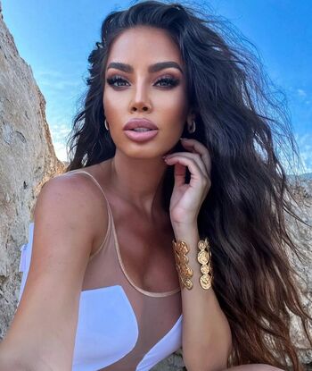 Full leaked Anet kailing private onlyfans photo