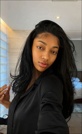 Angel Reese