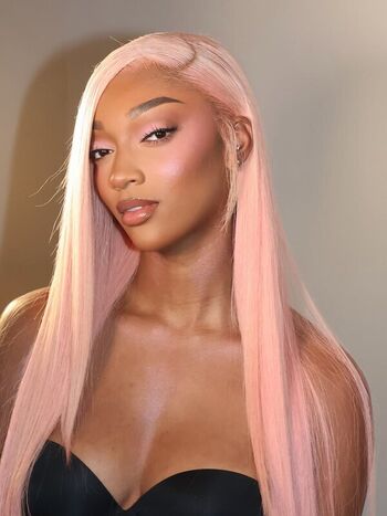 Full leaked Angel reese private photo