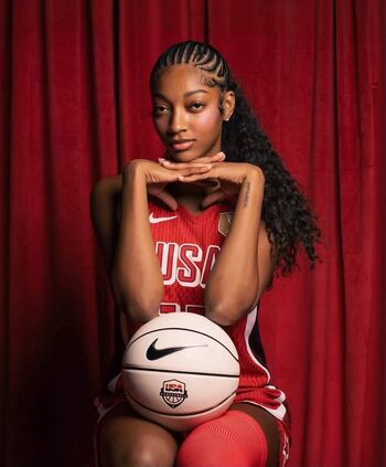 Full leaked Angel reese private photo