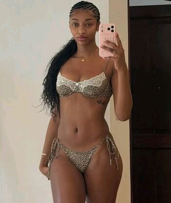 Full leaked Angel reese private photo