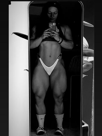 Full leaked Angela bodybuilder private onlyfans photo