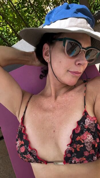 Full leaked Angela dippe private onlyfans photo