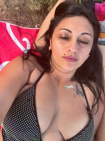 Full leaked Angela habean private photo