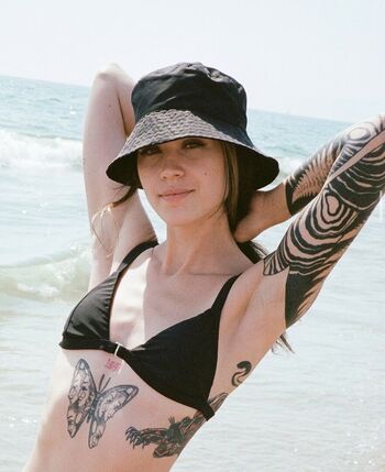 Full leaked Angela rhodes private photo