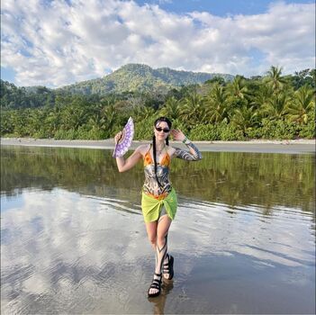 Full leaked Angela rhodes private photo