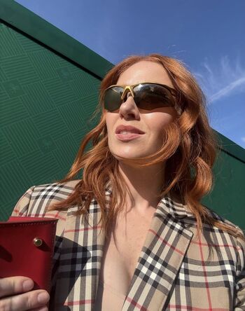 Angela Scanlon