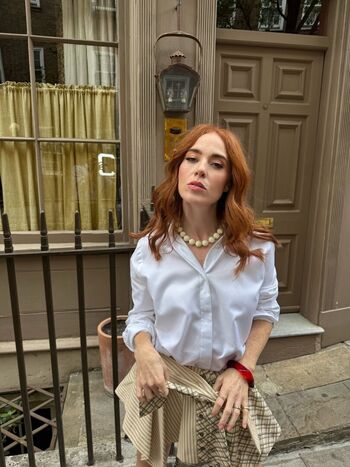 Full leaked Angela scanlon private photo