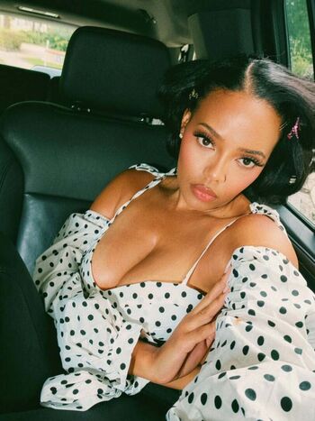 Full leaked Angela simmons private photo