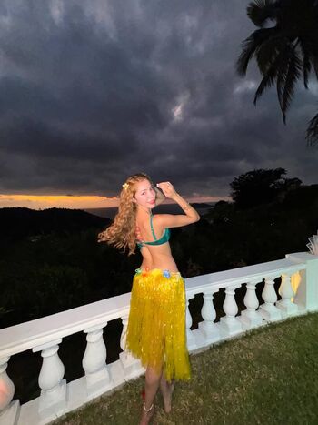 Full leaked Angela velotti private onlyfans photo