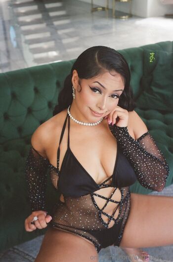 Full leaked Angela white page private photo
