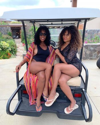 Full leaked Angela yee private photo