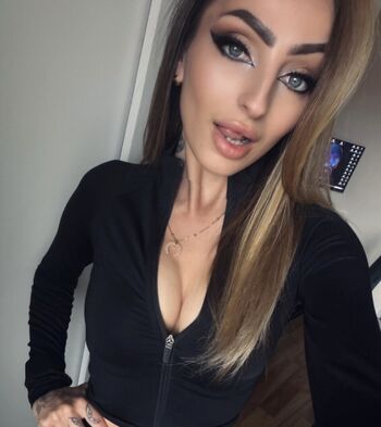 Full leaked Angelalfromthehell private photo