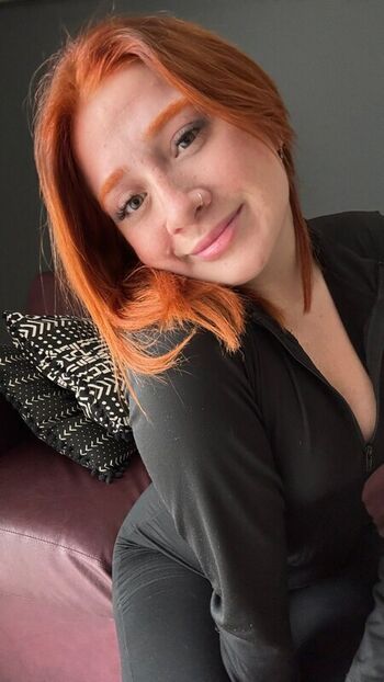 Full leaked Angelaxv private photo