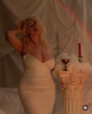 Full leaked Angeldrippinghoney private photo